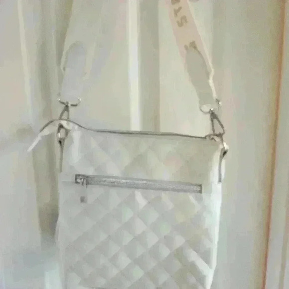 Disney Parks 2023 Star Wars Grogu Crossbody Bag with Coin Purse White - Picture 3 of 3